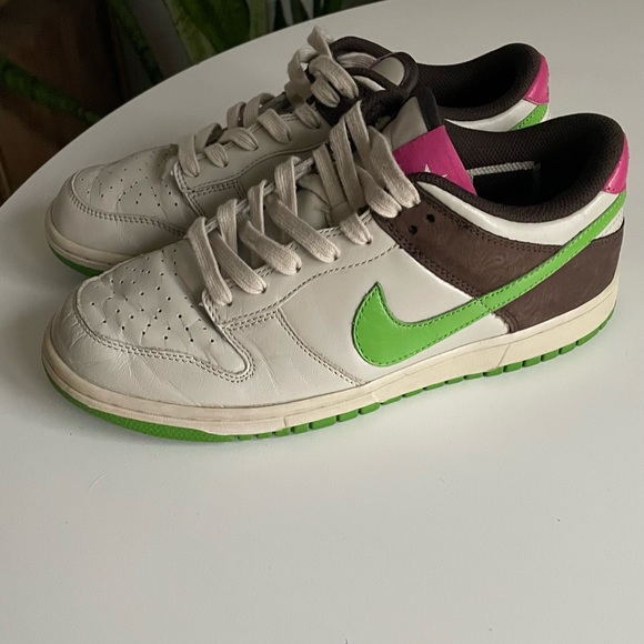 WMNS 2006 Nike Dunk Low ‘Birch Green Bean’ - Picture 7 of 8